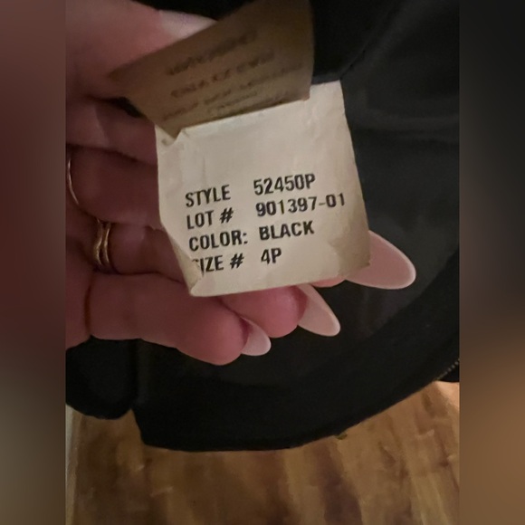 Tahari Wool Blend Black Full Length Front Zipper Ruffled Coat Jacket - Picture 8 of 8